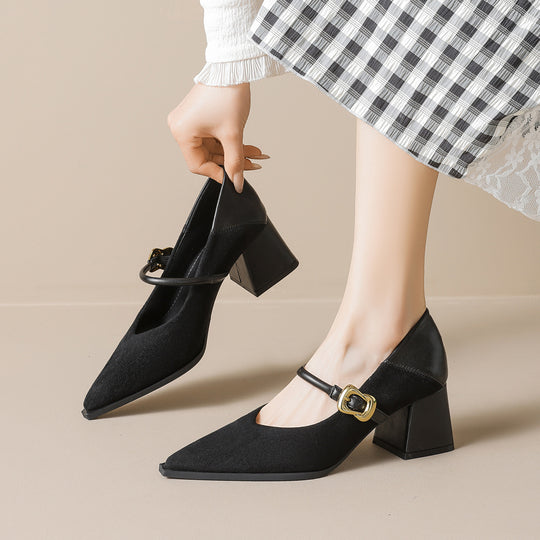 Damen elegante Pumps mit modischem Riemen und Blockabsatz EB