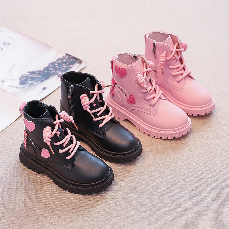 Damen Modische Stiefel mit Herz-Applikationen und Reißverschluss EB
