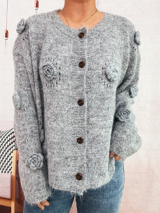 Damen Strickjacke mit floralen Applikationen und dekorativen Knöpfen EB