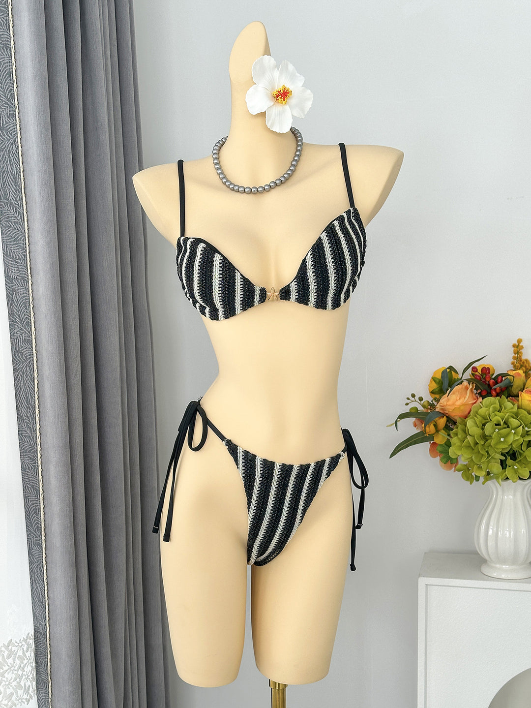 Damen Triangel-Bikini mit verspieltem Bindungsdesign EB