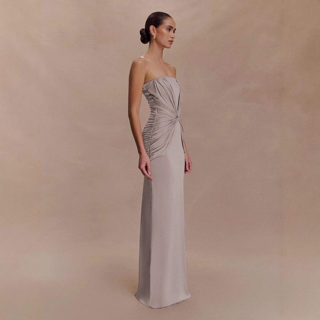 Damen Elegantes Minimalistisches Abendkleid mit Raffungen EB