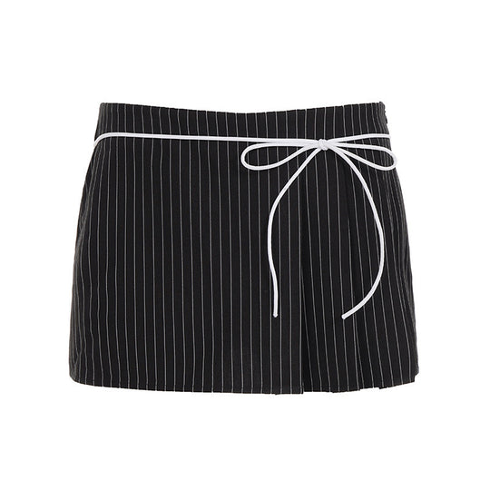 Damen Shorts mit schickem Streifenmuster und elastischem Bund EB