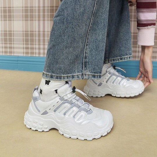 Damen Sportliche Chunky Sneakers mit atmungsaktiver Mesh-Oberfläche und robustem Profil EB
