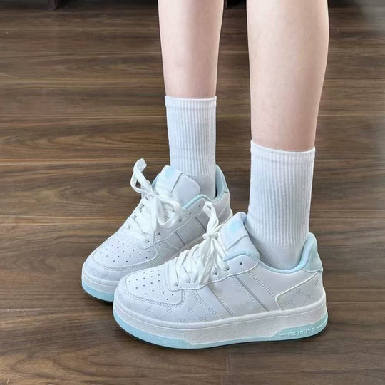 Damen Sportliche Sneakers mit dämpfendem Fußbett und luftiger Oberflächenstruktur EB