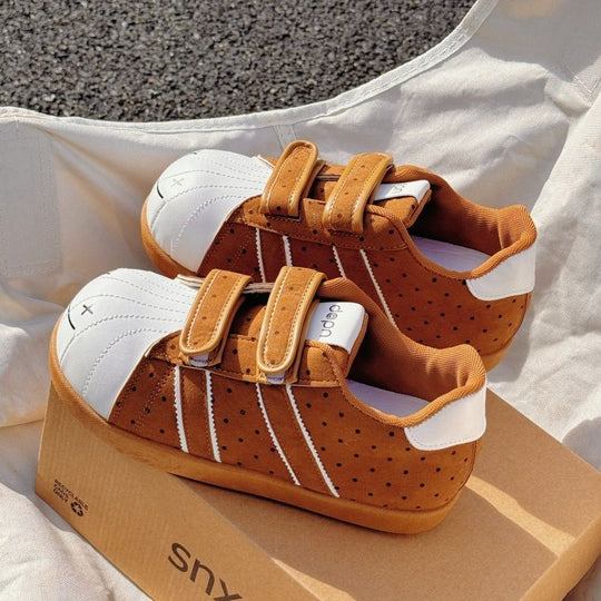 Damen Sneaker mit doppelt verstellbarem Klettverschluss und weichem Innenfutter EB