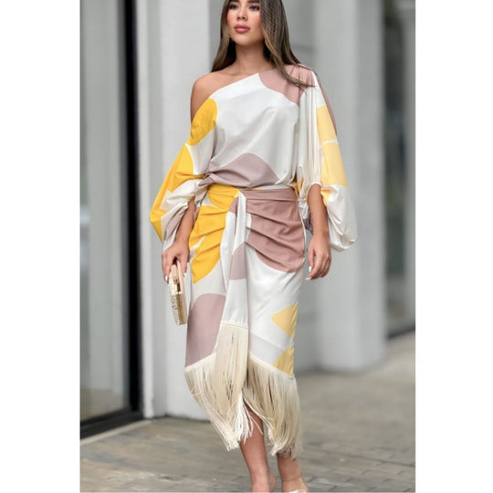 Damen Maxikleid mit Fransen und asymmetrischem Schnitt EB