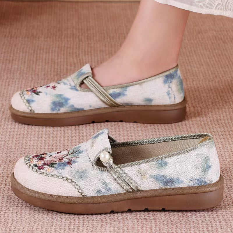 Damen Bequeme und stilvolle Hausschuhe mit floralem Design EB