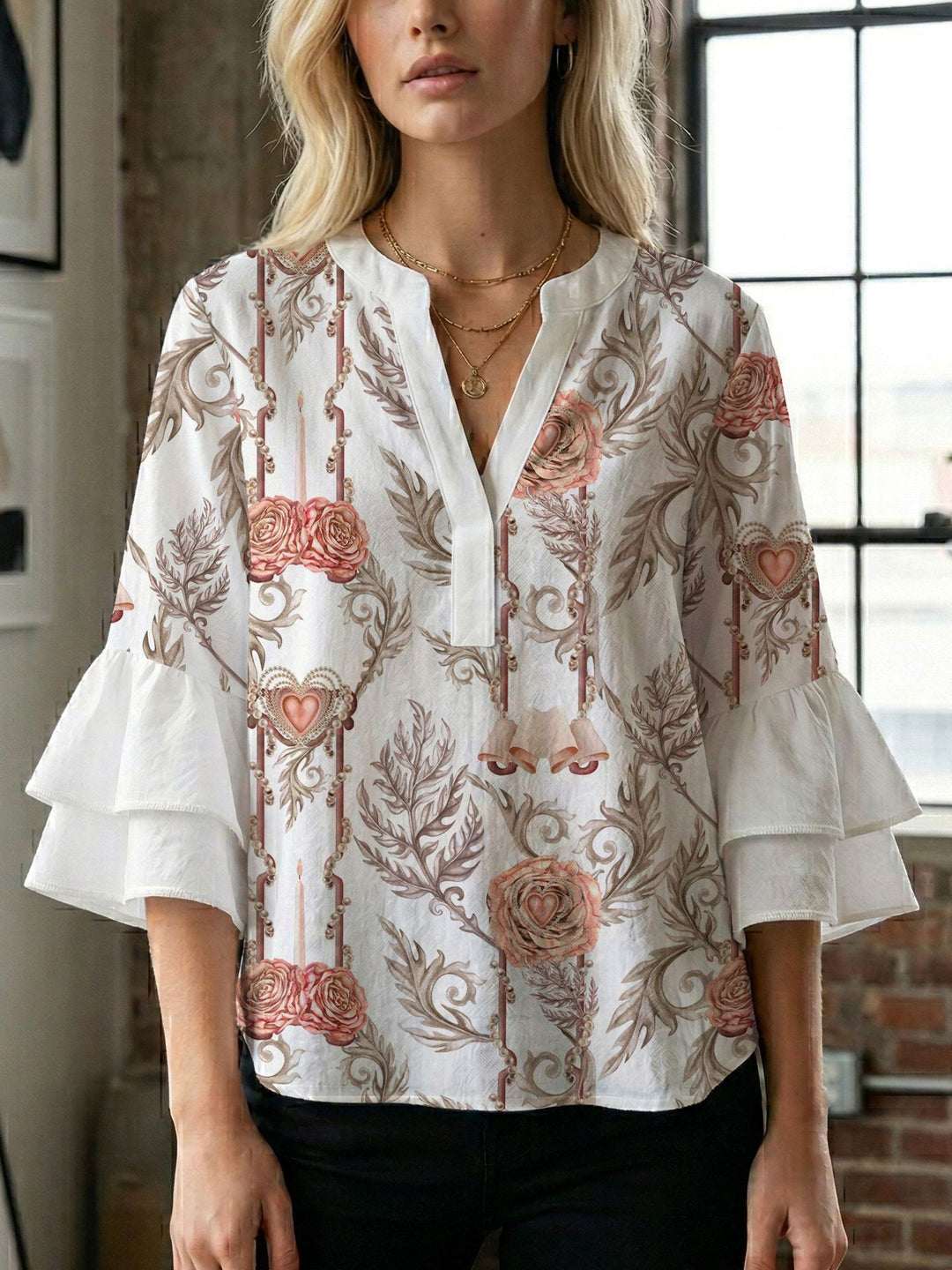 Damen Bluse mit wunderschönen floralem Design EB