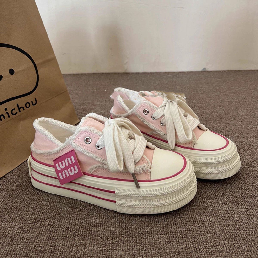Damen Sneaker mit flauschiger Oberflächenstruktur und trendiger Blocksohle EB