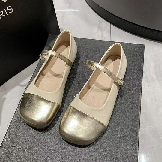 Damen Ballerinas mit elegantem Riemen und glänzender Zehenkappe EB