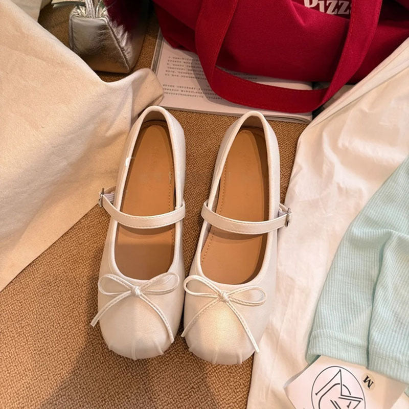 Damen Ballerina-Schuhe mit dekorativem Riemchen und komfortablem Fußbett EB