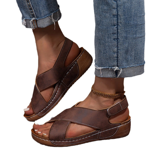 Damen Bequeme Sandalen mit Cross-Over-Riemen und Komfortsohle EB