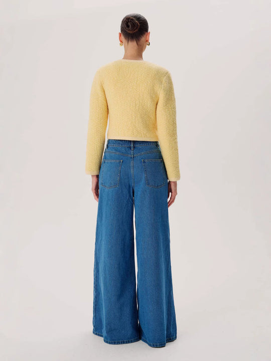Damen Weit geschnittene Denim-Hose mit hohem Bund und modernen Akzenten EB