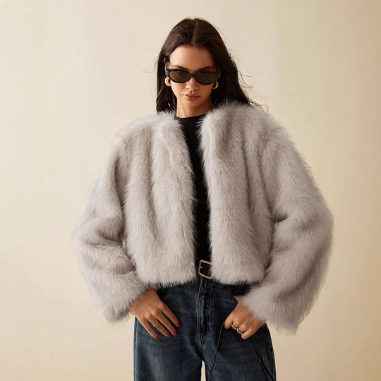 Damen extravagante Kurzarm-Felljacke mit voluminösen Ärmeln EB