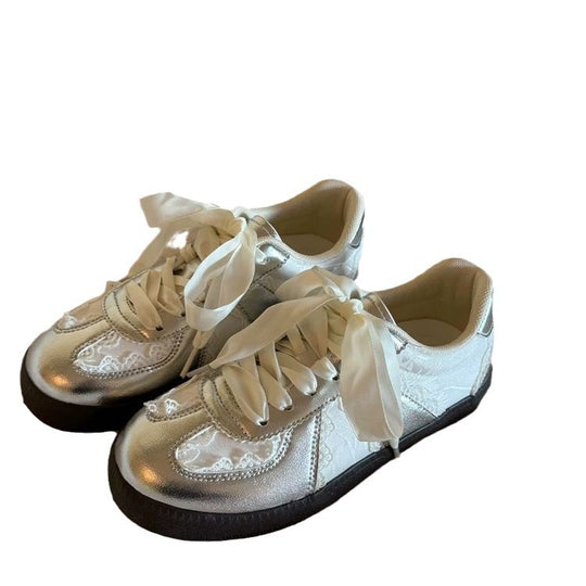 Damen Elegante Sneakers mit luxuriösem Satin-Obermaterial und verspielten Schleifen EB