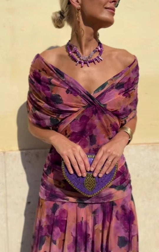 Damen nan fließendes Abendkleid mit transparentem Chiffon-Capelet, V-Ausschnitt und taillierter Drapierung EB