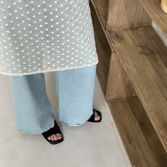Damen Bequeme und stilvolle Slipper mit leichtem Design EB