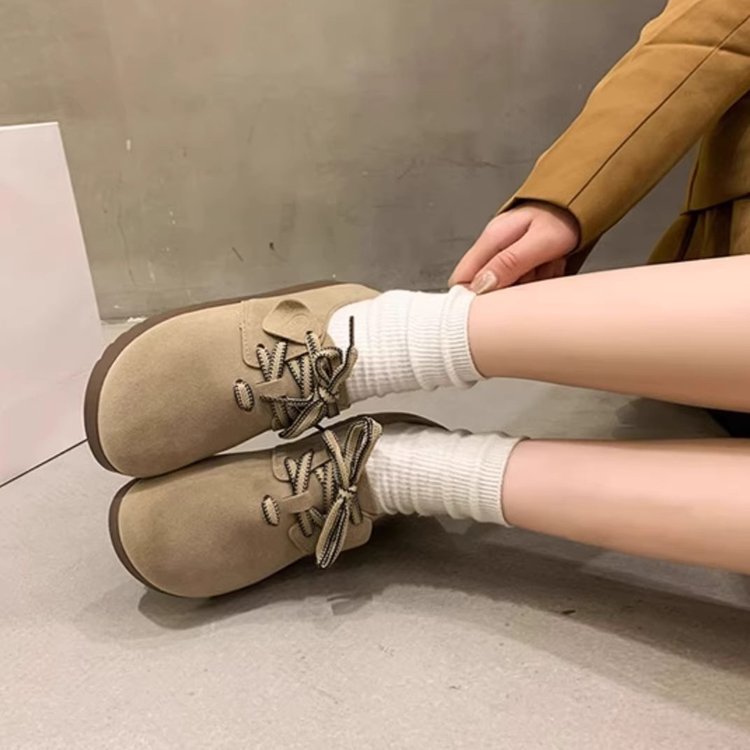 Damen Komfortable Veloursleder-Sneaker mit modischem Schnürdesign EB
