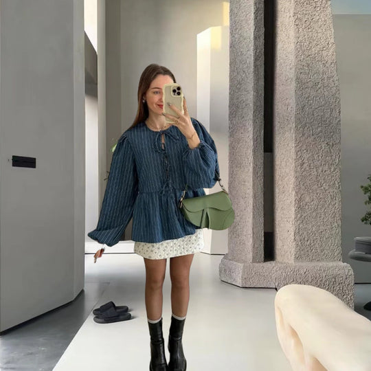 Damen gestreifte Bluse mit voluminösen Puffärmeln und tailliertem Schnitt EB