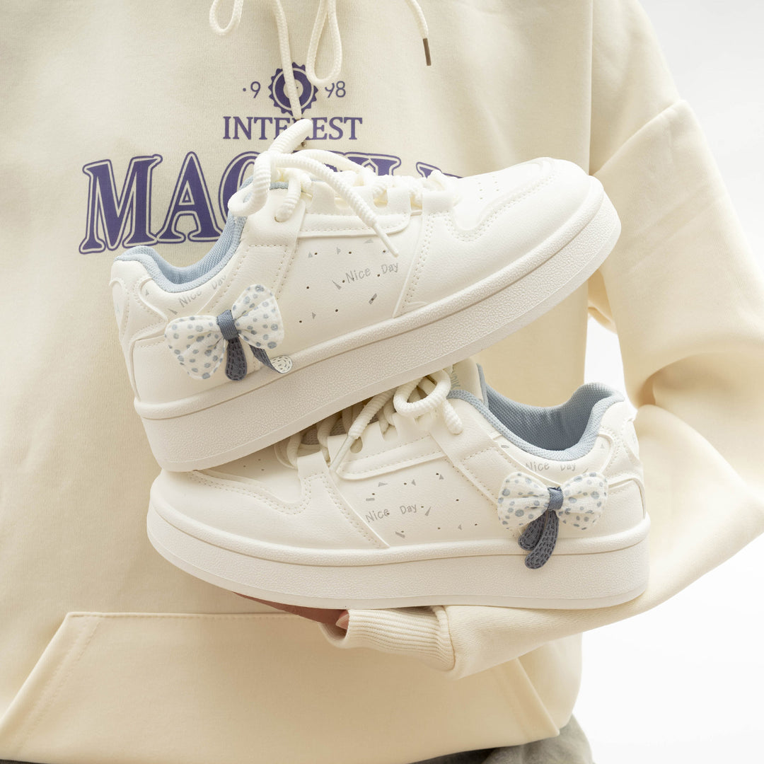 Damen Sneakers mit verspieltem Schleifenmotiv und schöner Applikation EB