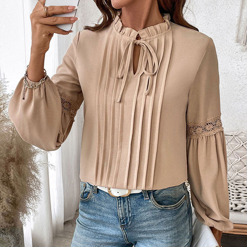 Damen Bluse mit feinen Falten und Spitze EB