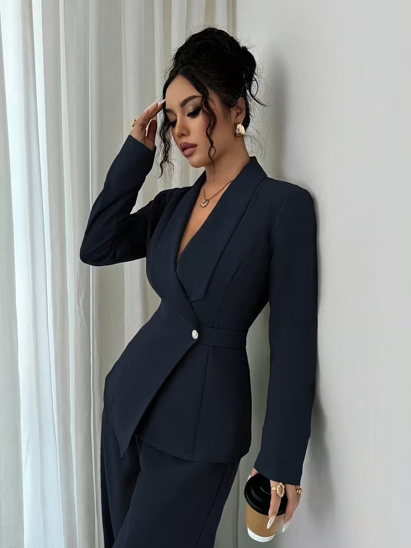 Damen nan taillierter Businessblazer mit Schalkragen, Gürtelbund und Ein-Knopf-Verschluss EB