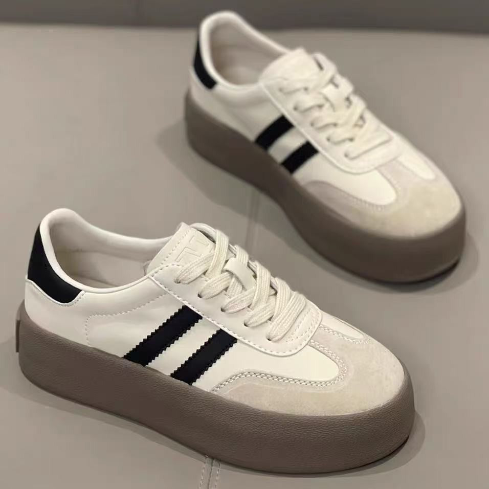 Damen Plateausneakers mit eleganter Oberflächenstruktur und rutschfester Sohle EB