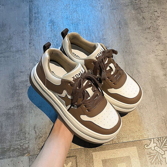 Damen modische Sneakers mit bequemer Sohle und sportlichem Design EB