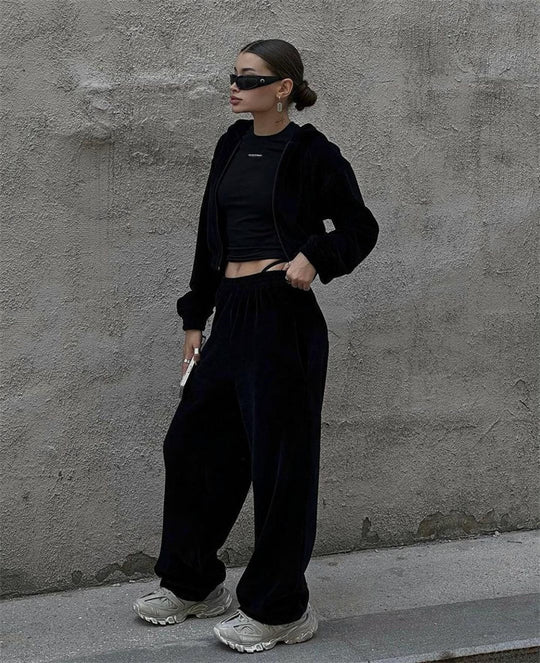 Damen samtiges Lounge-Set mit kurzem Zip-Hoodie, elastischem Rippbund und weitem High-Waist Palazzo-Hose EB