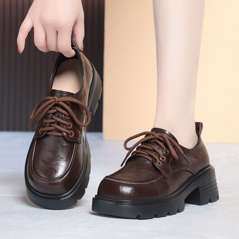 Damen Modische Schnürschuhe mit robustem Profil und elegantem Glanz EB