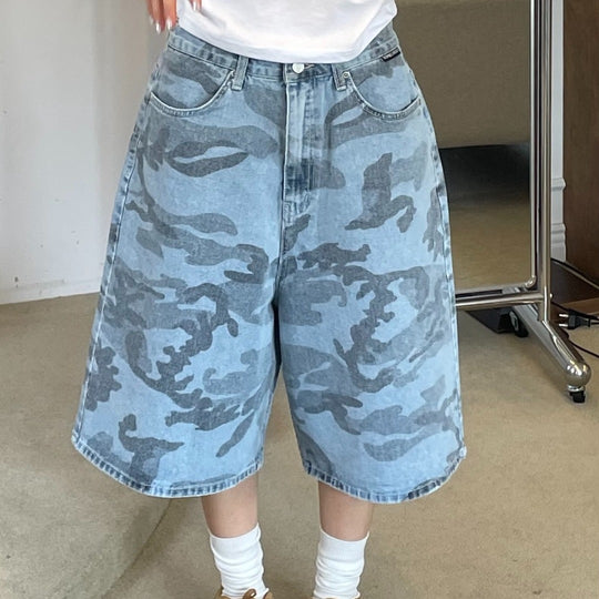 Damen Cargoshorts mit weitem Schnitt und modischem Camouflage-Muster EB