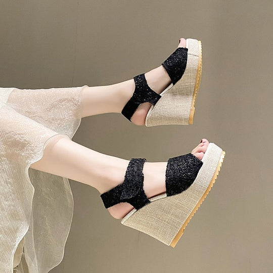 Damen Plateau-Sandalen mit elegantem Riemchen-Design EB