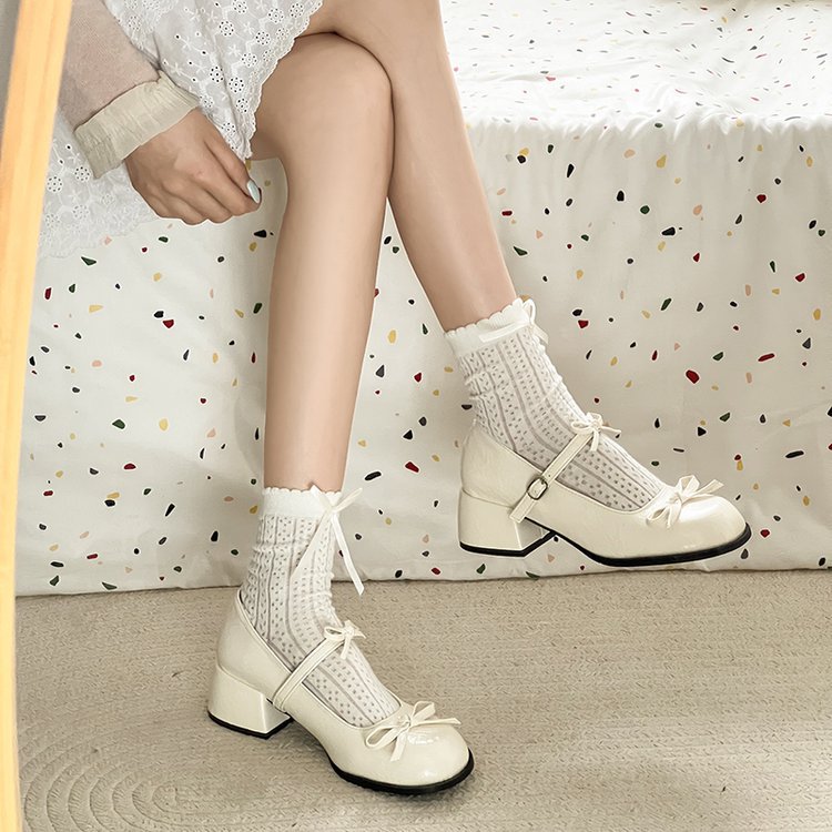 Damen elegante Ballerina-Pumps mit modischen Riemchen und dekorativen Schleifen EB