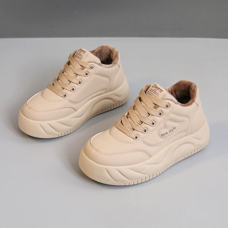 Damen Sportliche Sneakers mit flauschigem Innenfutter EB