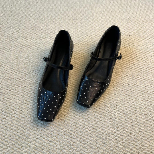 Damen Ballerinas mit dekorativen Nieten und Riemen von EB
