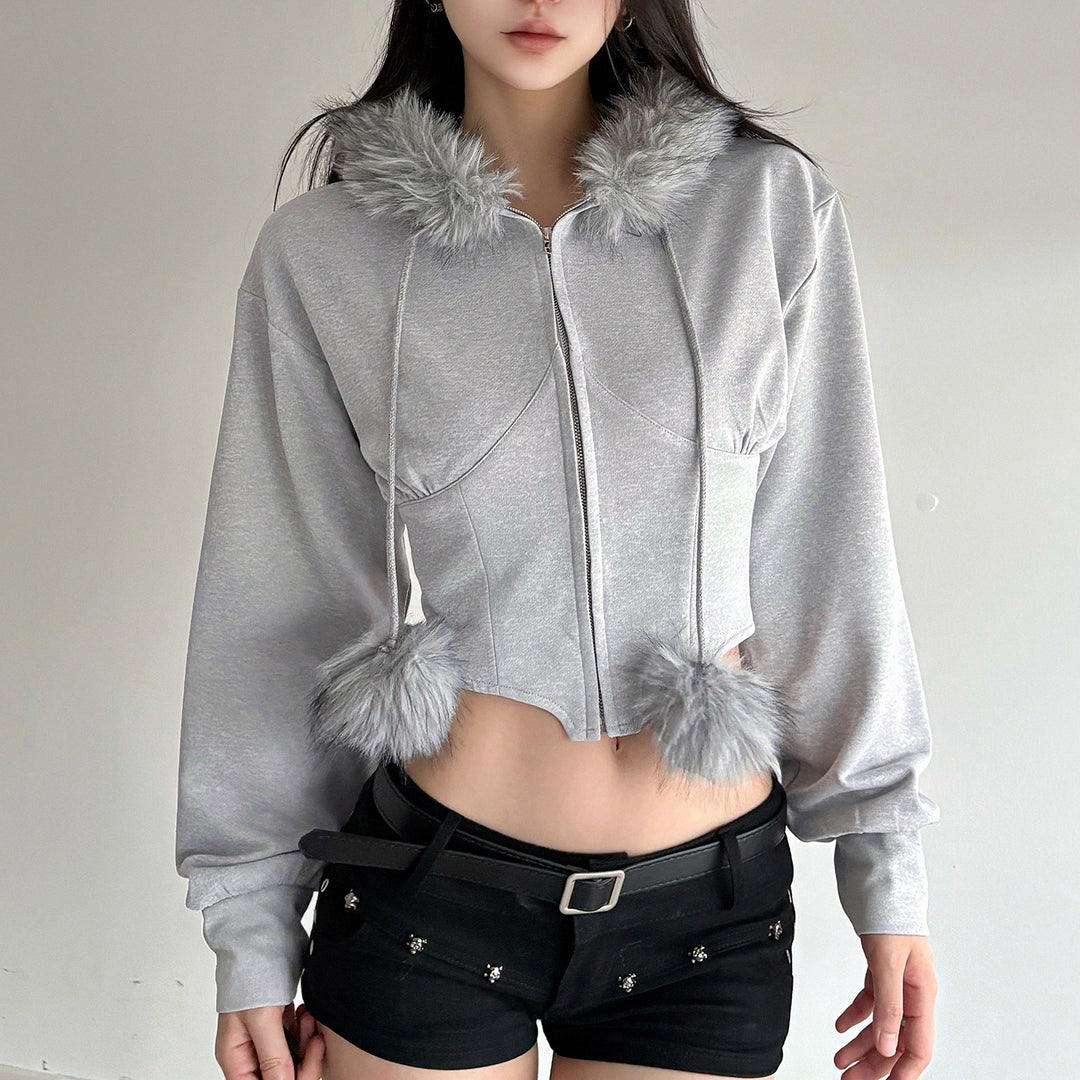 Damen nan kurzes Kapuzen‑Sweatshirt mit Kunstfellbesatz, Reißverschluss und Pompon-Kordeln EB