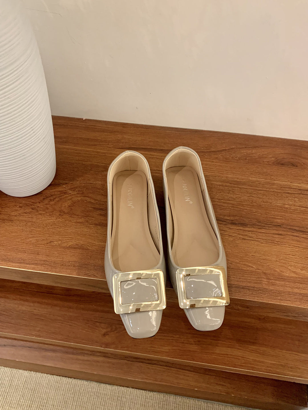 Damen elegante Ballerinas mit modischem Schnallenverschluss EB