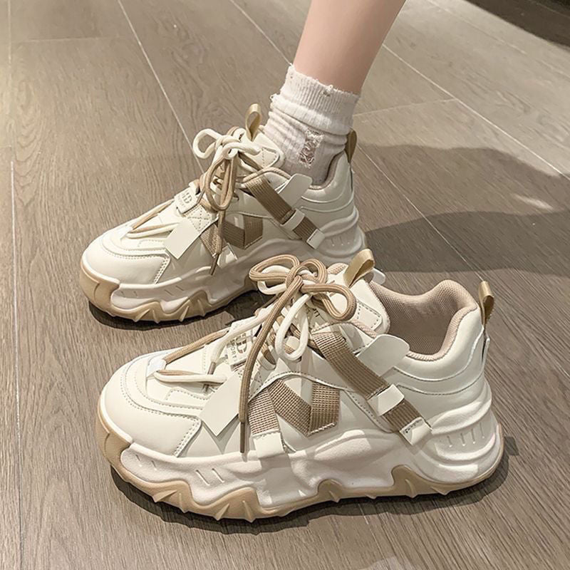 Damen Sportliche Chunky-Sneaker mit auffälligem Design und stabiler Sohle EB