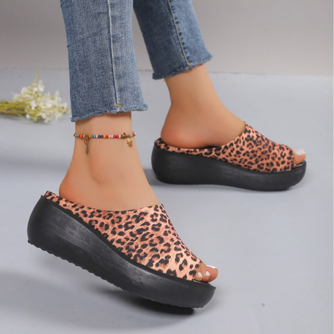 Damen Plateauslipper mit animalischem Muster EB