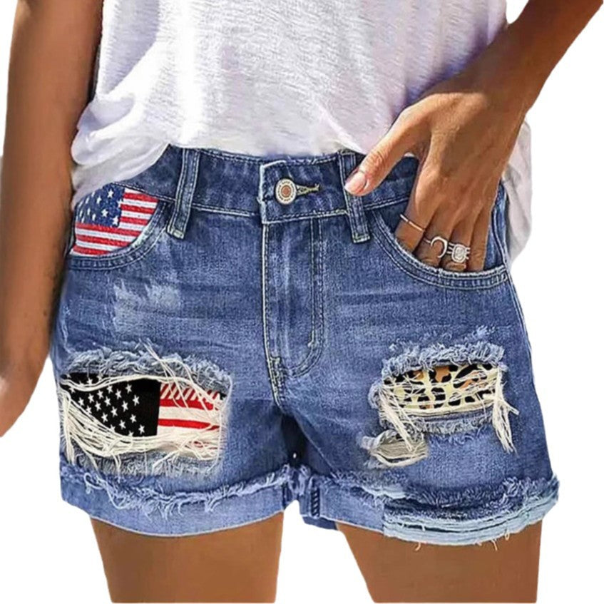 Damen Jeansshorts mit modischem USA-Print und Destroyed-Detail EB