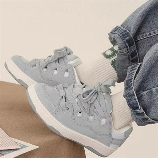 Damen Sneakers mit innovativer Schnürtechnologie und atmungsaktiver Obermaterialstruktur EB