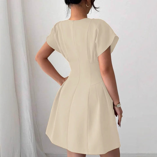 Damen Wickelkleid mit elegantem Schnitt und fließendem Rock EB
