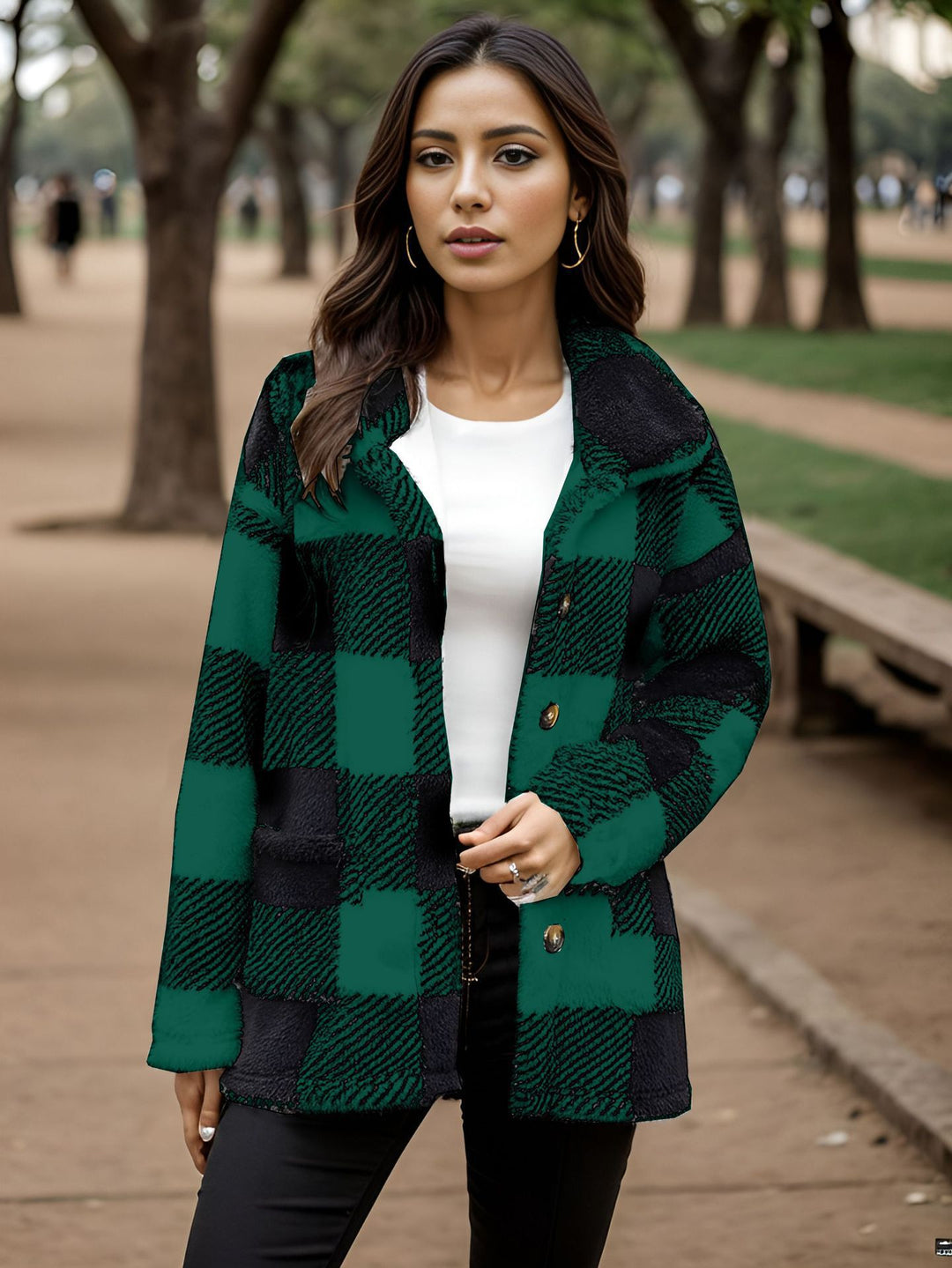 Damen Kuschelige Karojacke mit Druckknopfverschluss und Seitentaschen EB