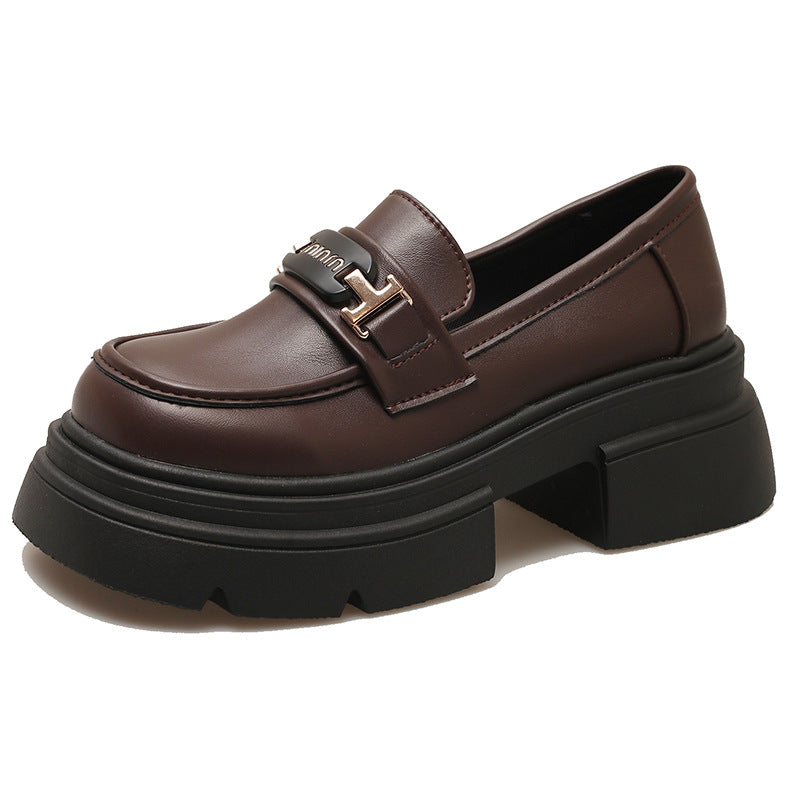 Damen Modische Loafers mit hochgezogenem Absatz und glänzender Oberfläche EB
