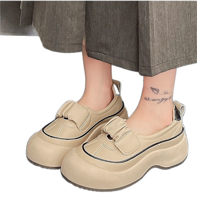 Damen Komfortable Slip-On Sneakers mit modischem Design und stabiler Sohle EB