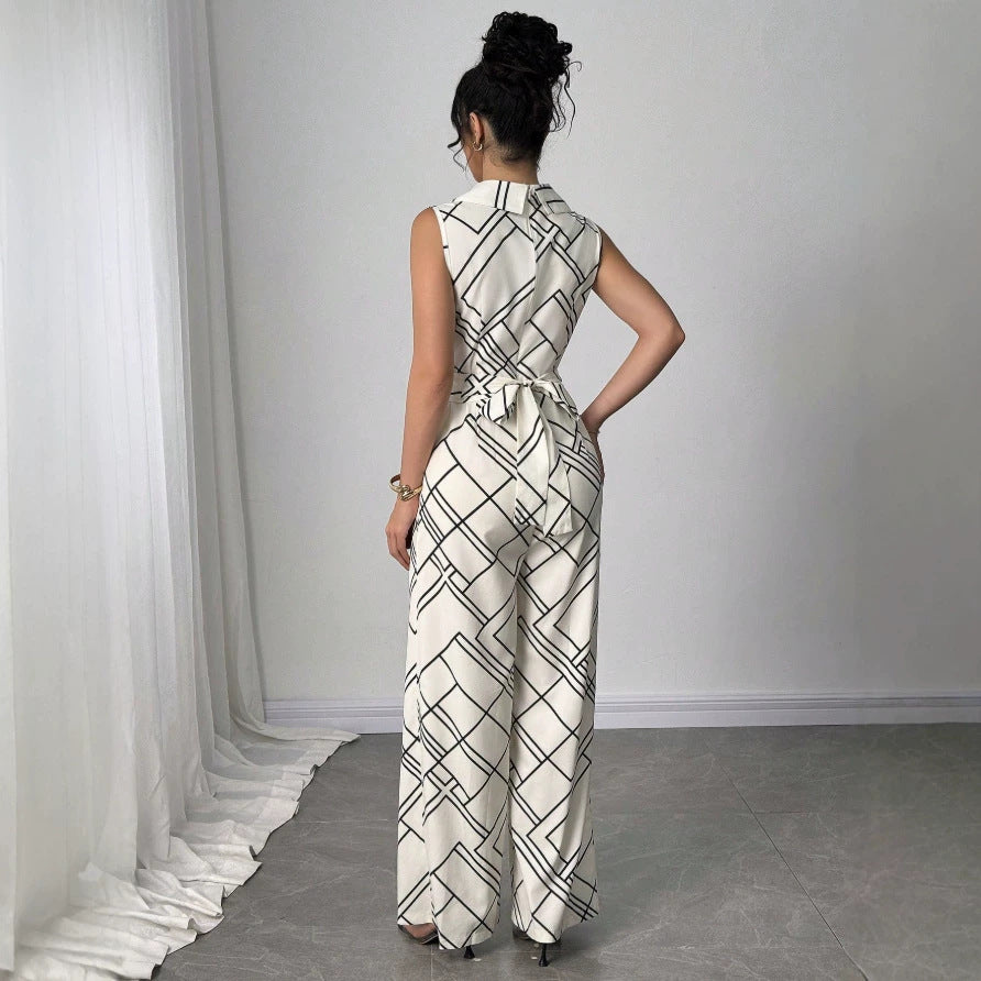 Damen Eleganter Jumpsuit mit geometrischem Muster und taillierter Passform EB