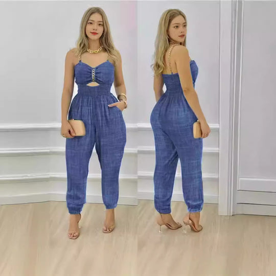 Damen Modischer Jumpsuit mit Cut-Out und dünnen Trägern EB