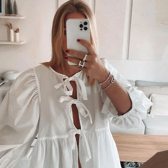 Damen luftige Karobluse mit kreativem Cut-Out EB