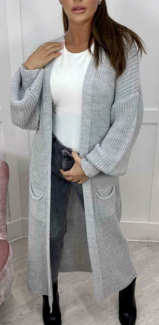 Damen Strickmantel mit voluminösen Ärmeln und elegantem Design EB