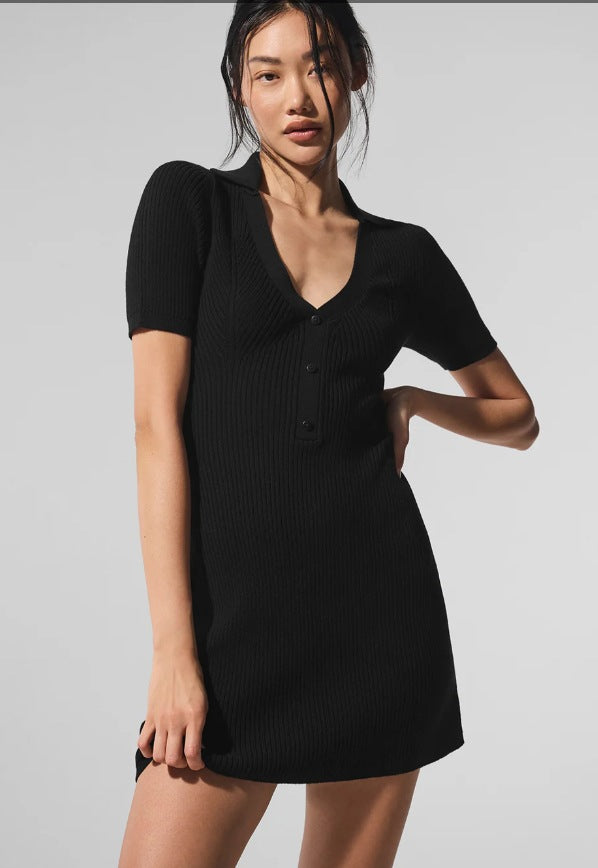 Damen Kurzarm Strickkleid mit Polo-Kragen und Knopfleiste EB